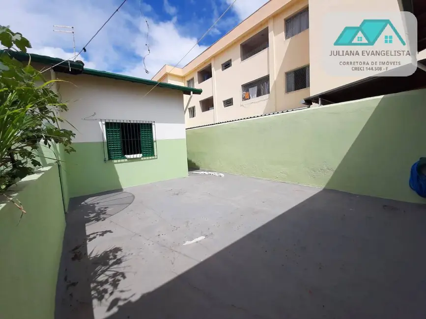 Casa com 3 quartos à venda, 300m2 em Jardim Rony, Guaratingueta - SP - imagem 1 Foto 1 de Casa com 3 quartos à venda, 300m2 em Jardim Rony, Guaratingueta - SP