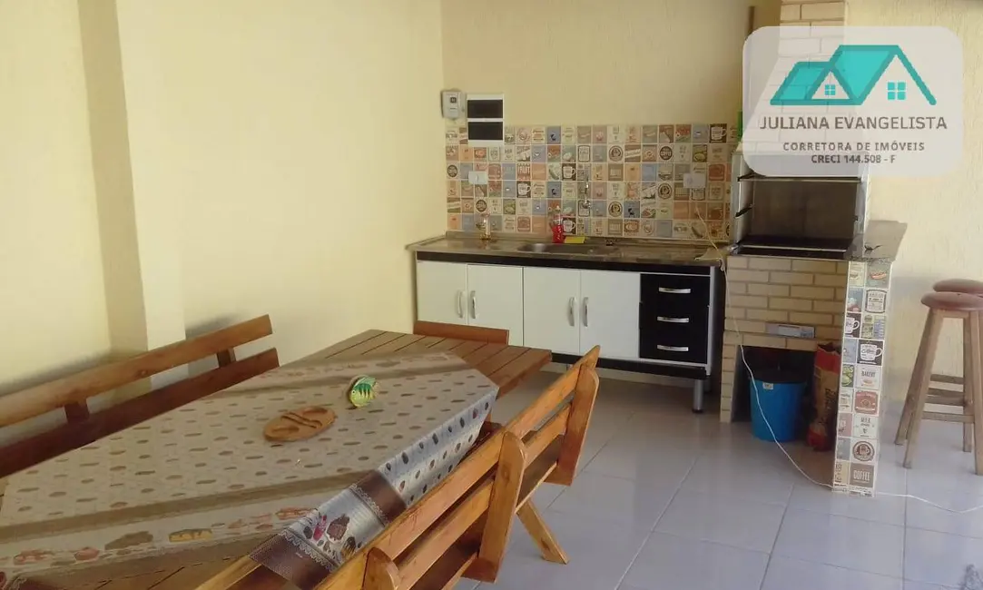 Casa com 3 quartos à venda, 300m2 em Martim de Sá, Caraguatatuba - SP - imagem 6 Foto 6 de Casa com 3 quartos à venda, 300m2 em Martim de Sá, Caraguatatuba - SP