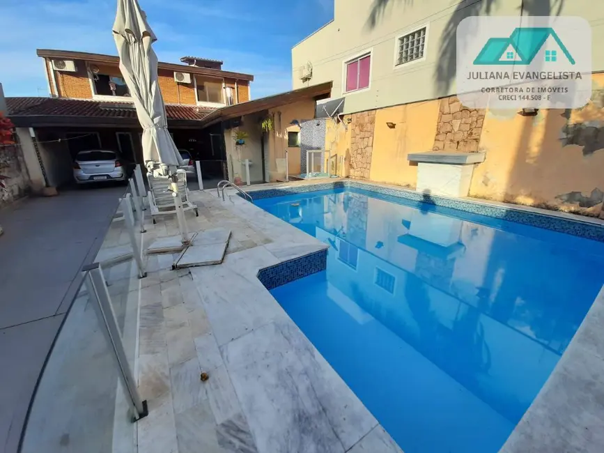 Foto 4 de Sobrado com 3 quartos à venda, 300m2 em Martim de Sá, Caraguatatuba - SP