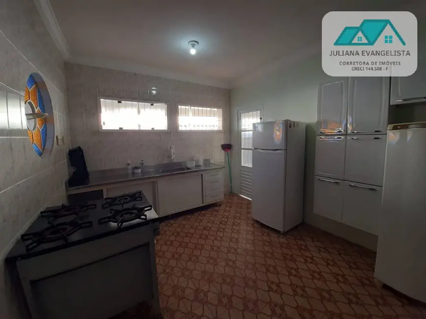 Casa com 3 quartos à venda, 313m2 em Martim de Sá, Caraguatatuba - SP - imagem 8 Foto 8 de Casa com 3 quartos à venda, 313m2 em Martim de Sá, Caraguatatuba - SP