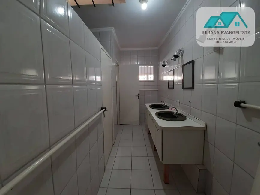 Casa com 3 quartos à venda, 313m2 em Martim de Sá, Caraguatatuba - SP - imagem 4 Foto 4 de Casa com 3 quartos à venda, 313m2 em Martim de Sá, Caraguatatuba - SP