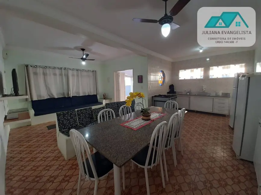 Casa com 3 quartos à venda, 313m2 em Martim de Sá, Caraguatatuba - SP - imagem 7 Foto 7 de Casa com 3 quartos à venda, 313m2 em Martim de Sá, Caraguatatuba - SP