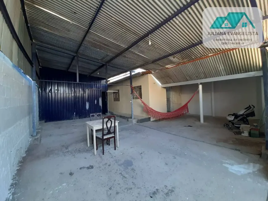 Casa com 1 quarto para alugar, 400m2 em Centro, Caraguatatuba - SP - imagem 5 Foto 5 de Casa com 1 quarto para alugar, 400m2 em Centro, Caraguatatuba - SP