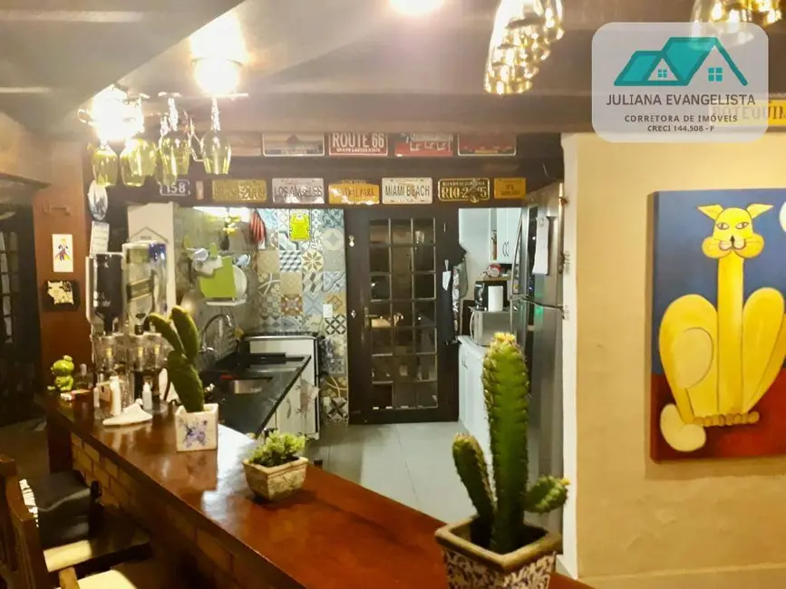 Foto 4 de Casa com 2 quartos à venda, 252m2 em Martim de Sá, Caraguatatuba - SP