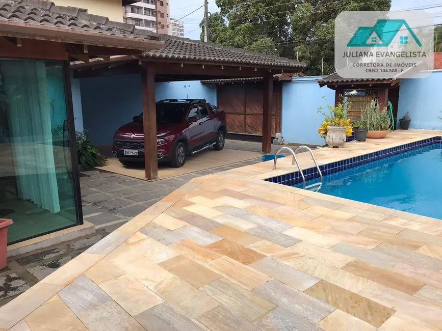 Casa com 4 quartos à venda, 414m2 em Prainha, Caraguatatuba - SP - imagem 4 Foto 4 de Casa com 4 quartos à venda, 414m2 em Prainha, Caraguatatuba - SP