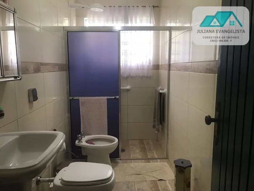 Casa com 6 quartos à venda, 720m2 em Martim de Sá, Caraguatatuba - SP - imagem 8 Foto 8 de Casa com 6 quartos à venda, 720m2 em Martim de Sá, Caraguatatuba - SP