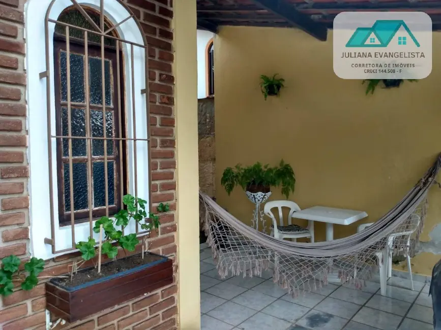 Foto 1 de Casa com 2 quartos à venda, 180m2 em Morro do Algodão, Caraguatatuba - SP
