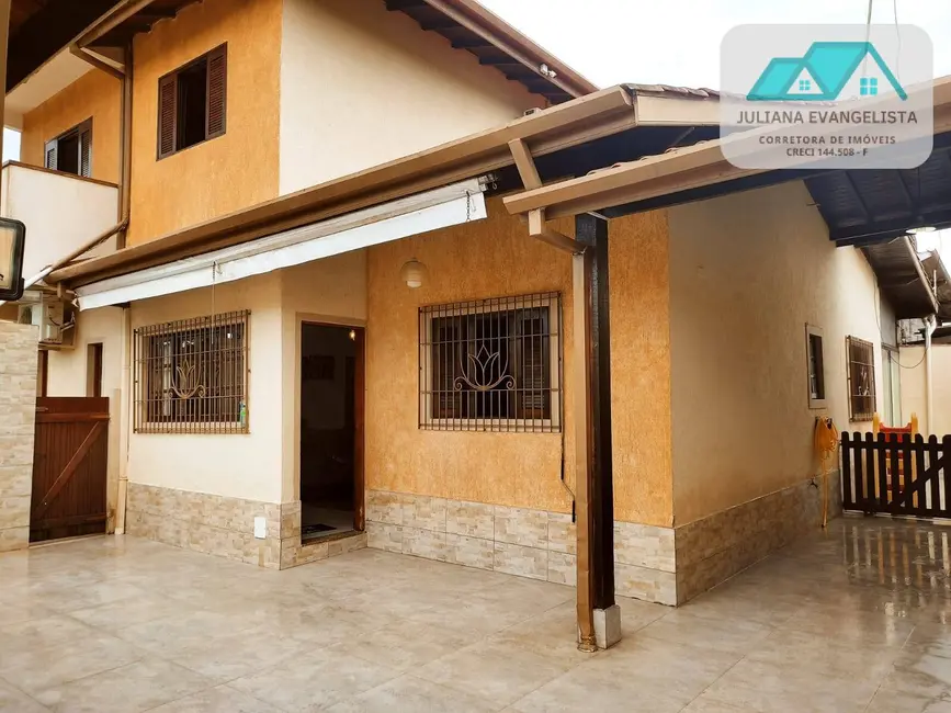Foto 2 de Casa à venda, 263m2 em Jardim das Gaivotas, Caraguatatuba - SP
