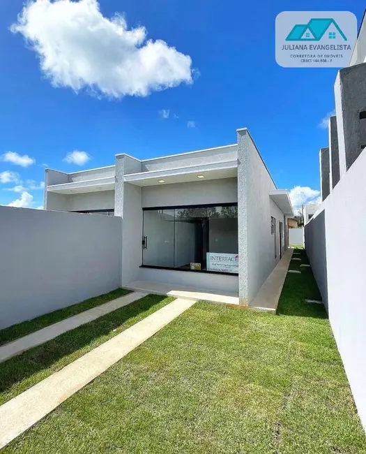 Foto 1 de Casa com 2 quartos à venda, 160m2 em Balneário dos Golfinhos, Caraguatatuba - SP