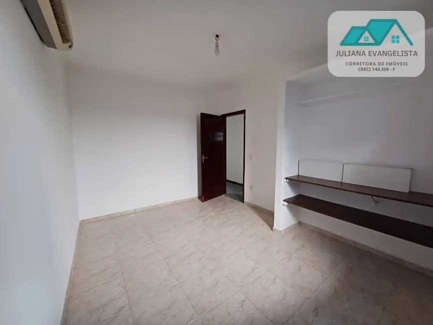 Casa com 3 quartos à venda, 300m2 em Martim de Sá, Caraguatatuba - SP - imagem 9 Foto 9 de Casa com 3 quartos à venda, 300m2 em Martim de Sá, Caraguatatuba - SP