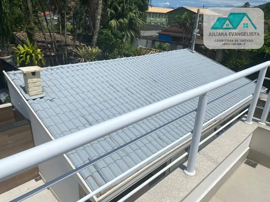 Foto 2 de Sobrado com 4 quartos à venda, 360m2 em Recanto Som do Mar, Caraguatatuba - SP