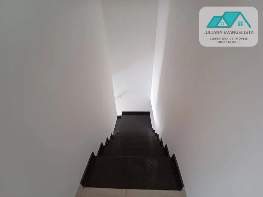 Foto 9 de Casa com 2 quartos à venda, 90m2 em Praia das Palmeiras, Caraguatatuba - SP