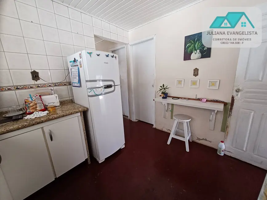 Foto 3 de Casa com 6 quartos à venda, 532m2 em Sumaré, Caraguatatuba - SP