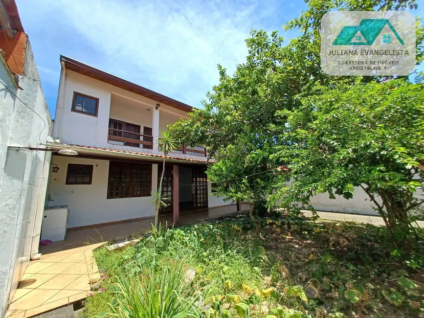 Foto 1 de Casa com 6 quartos à venda, 360m2 em Martim de Sá, Caraguatatuba - SP
