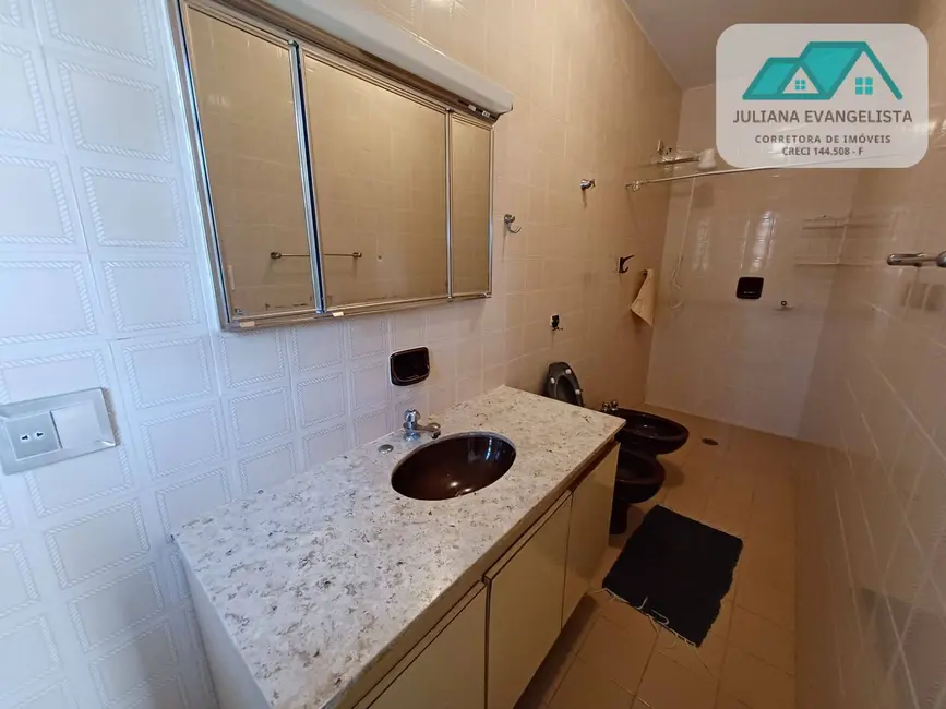 Foto 7 de Casa com 6 quartos à venda e para alugar, 478m2 em Caraguatatuba - SP