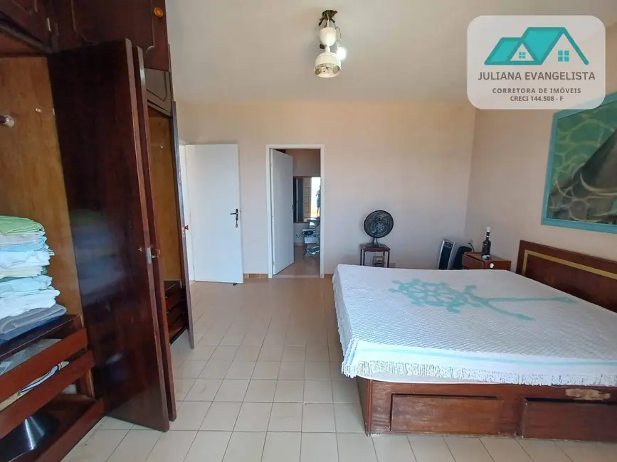 Foto 6 de Casa com 6 quartos à venda e para alugar, 478m2 em Caraguatatuba - SP