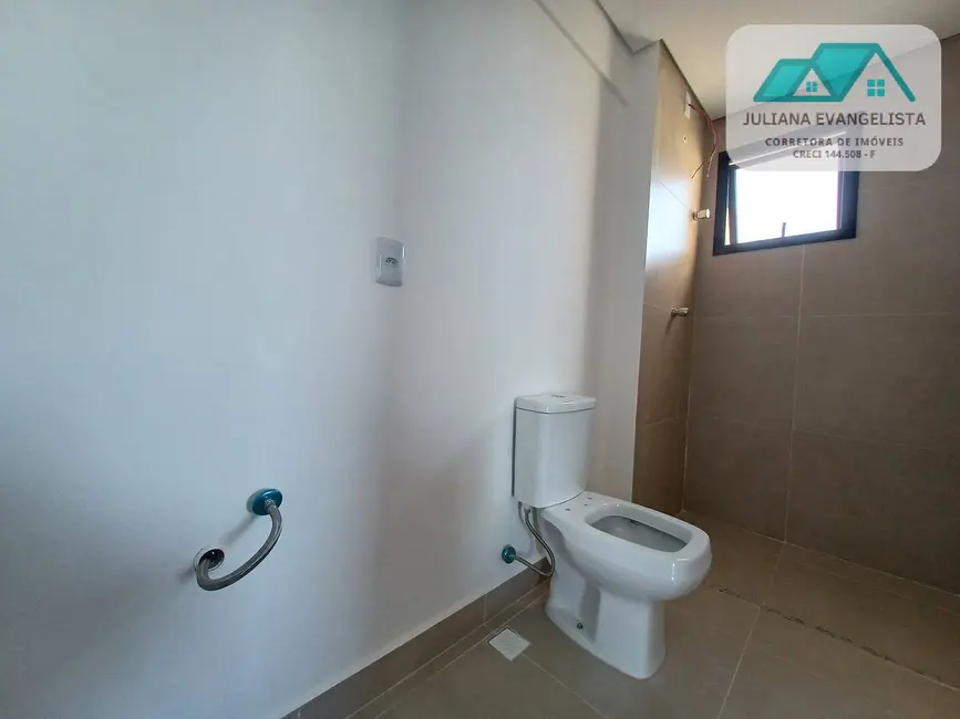 Foto 8 de Apartamento à venda em Indaiá, Caraguatatuba - SP