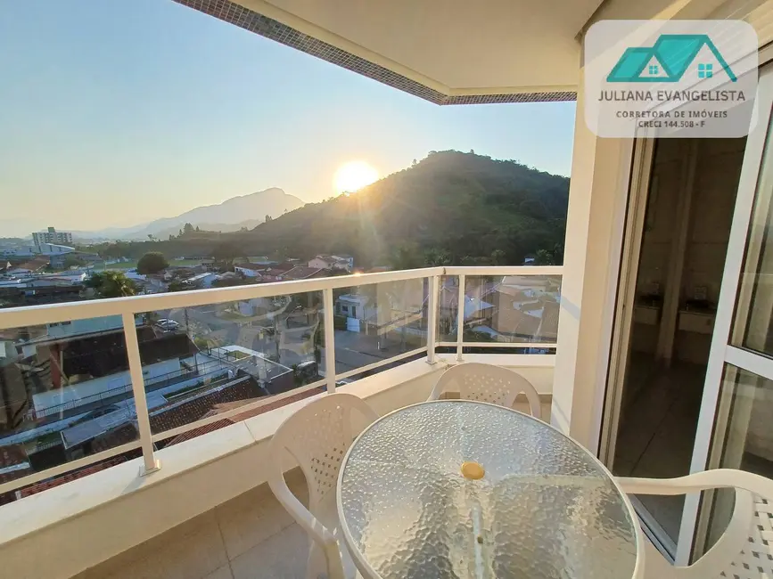 Foto 5 de Apartamento com 2 quartos à venda, 89m2 em Centro, Caraguatatuba - SP