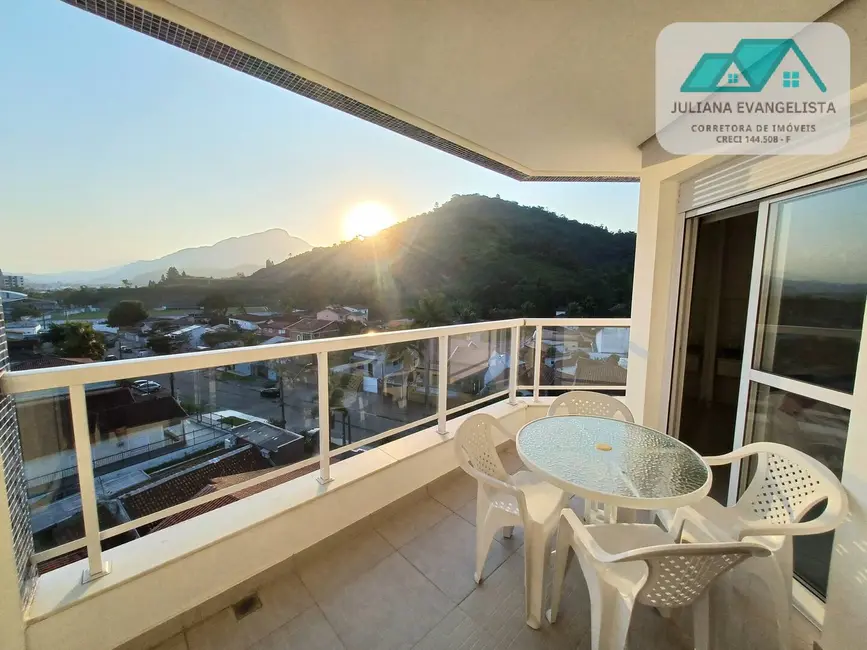 Foto 9 de Apartamento com 2 quartos à venda, 89m2 em Centro, Caraguatatuba - SP