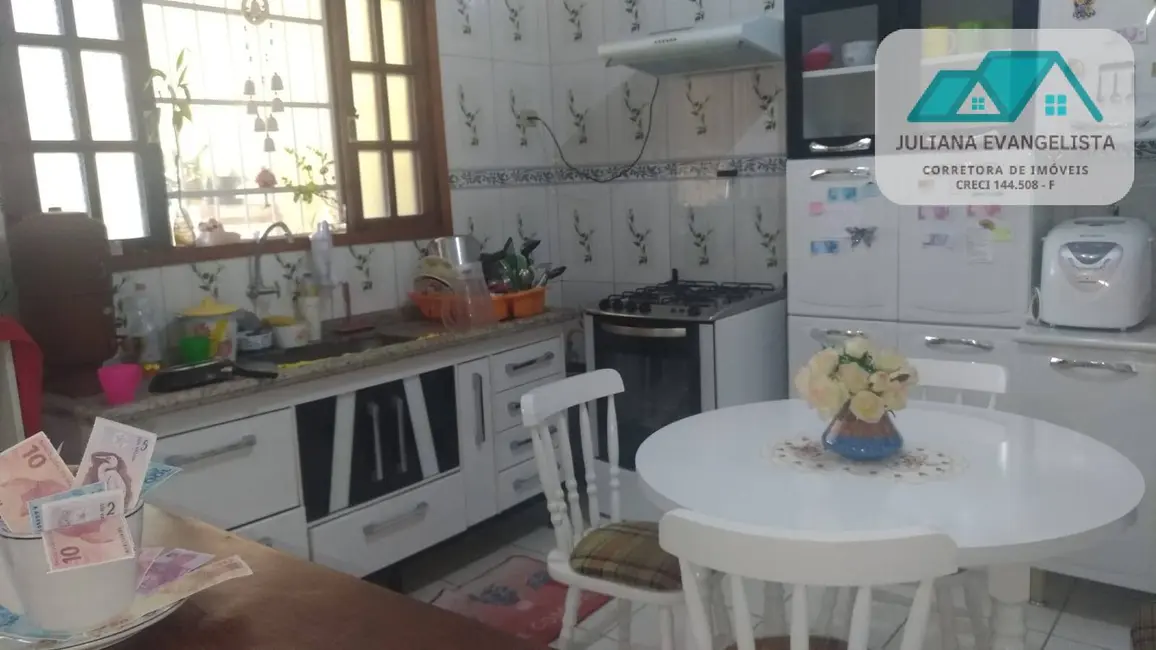 Foto 8 de Casa com 2 quartos à venda, 300m2 em Jardim Joamar, Caraguatatuba - SP