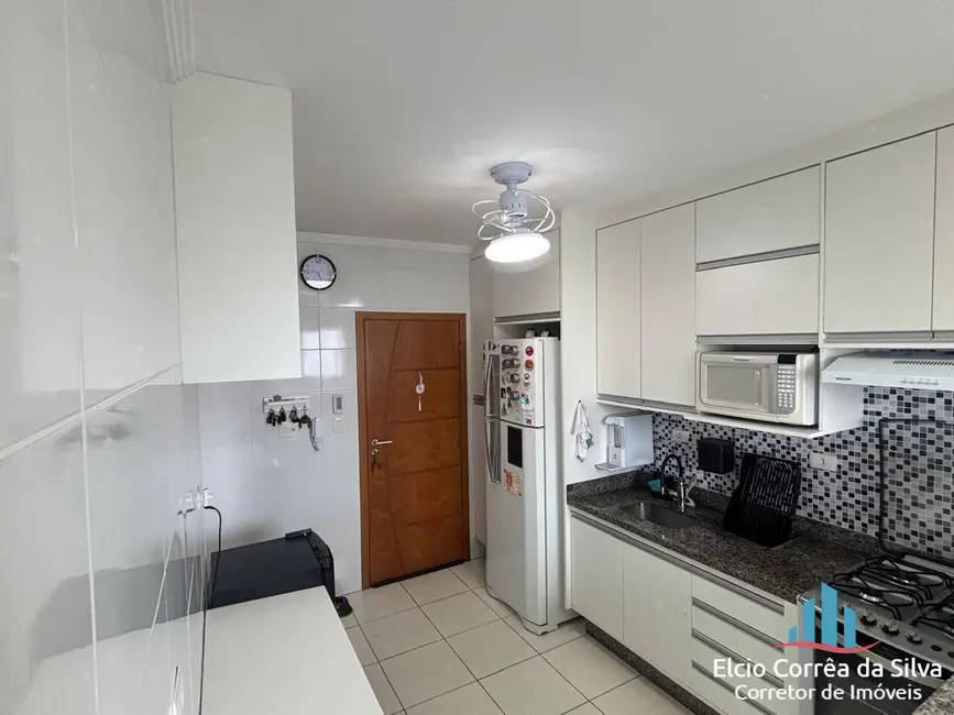 Apartamento com 3 quartos à venda, 119m2 em Aviação, Praia Grande - SP - imagem 9 Foto 9 de Apartamento com 3 quartos à venda, 119m2 em Aviação, Praia Grande - SP