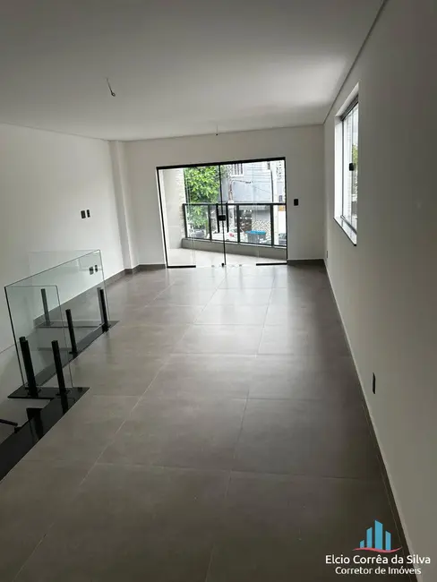 Foto 3 de Casa com 3 quartos à venda, 290m2 em Aparecida, Santos - SP
