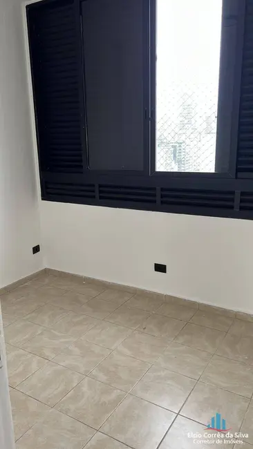 Foto 5 de Apartamento com 2 quartos para alugar, 70m2 em Gonzaga, Santos - SP
