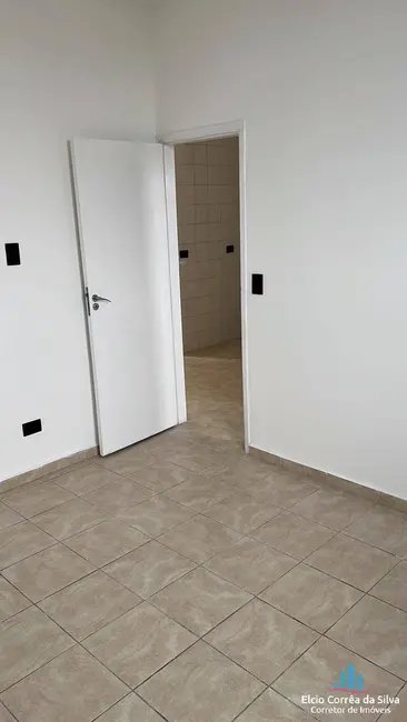 Foto 6 de Apartamento com 2 quartos para alugar, 70m2 em Gonzaga, Santos - SP
