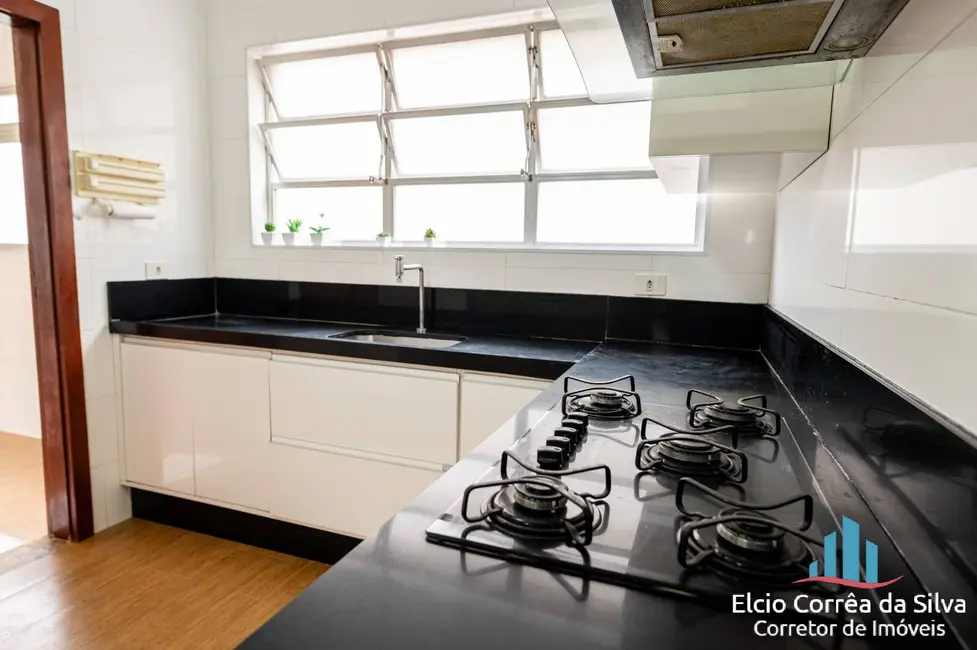 Foto 4 de Apartamento com 4 quartos à venda, 152m2 em Gonzaga, Santos - SP