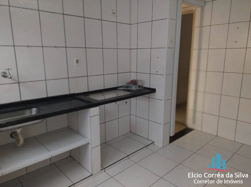 Casa com 4 quartos para alugar, 200m2 em Campo Grande, Santos - SP - imagem 9 Foto 9 de Casa com 4 quartos para alugar, 200m2 em Campo Grande, Santos - SP