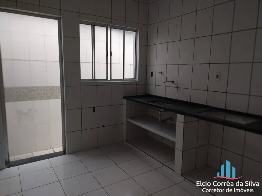 Casa com 4 quartos para alugar, 200m2 em Campo Grande, Santos - SP - imagem 8 Foto 8 de Casa com 4 quartos para alugar, 200m2 em Campo Grande, Santos - SP