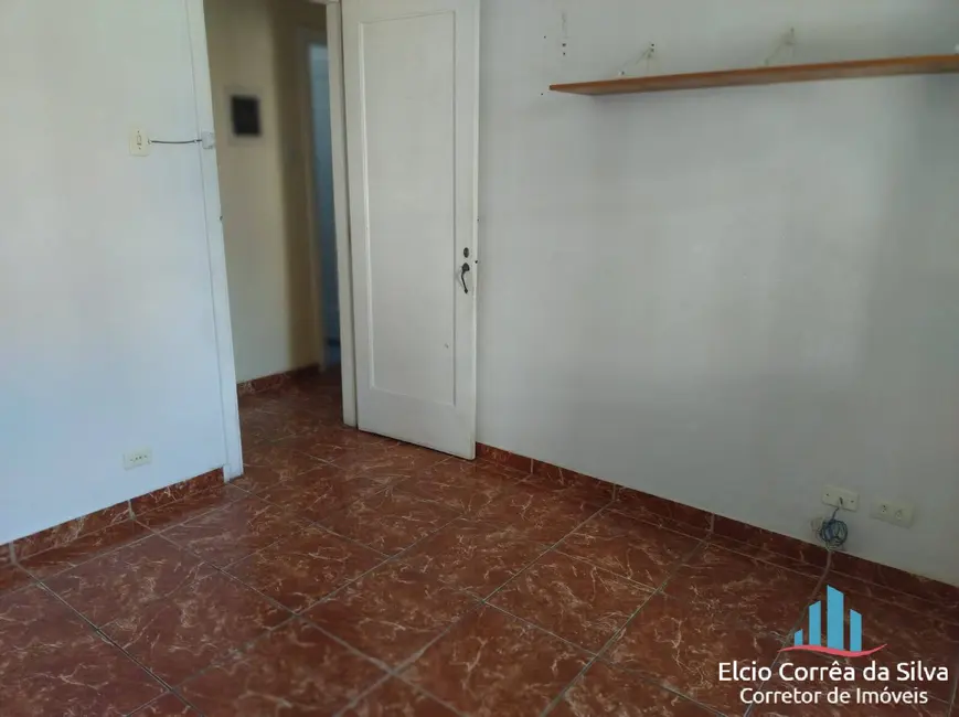 Casa com 4 quartos para alugar, 200m2 em Campo Grande, Santos - SP - imagem 3 Foto 3 de Casa com 4 quartos para alugar, 200m2 em Campo Grande, Santos - SP