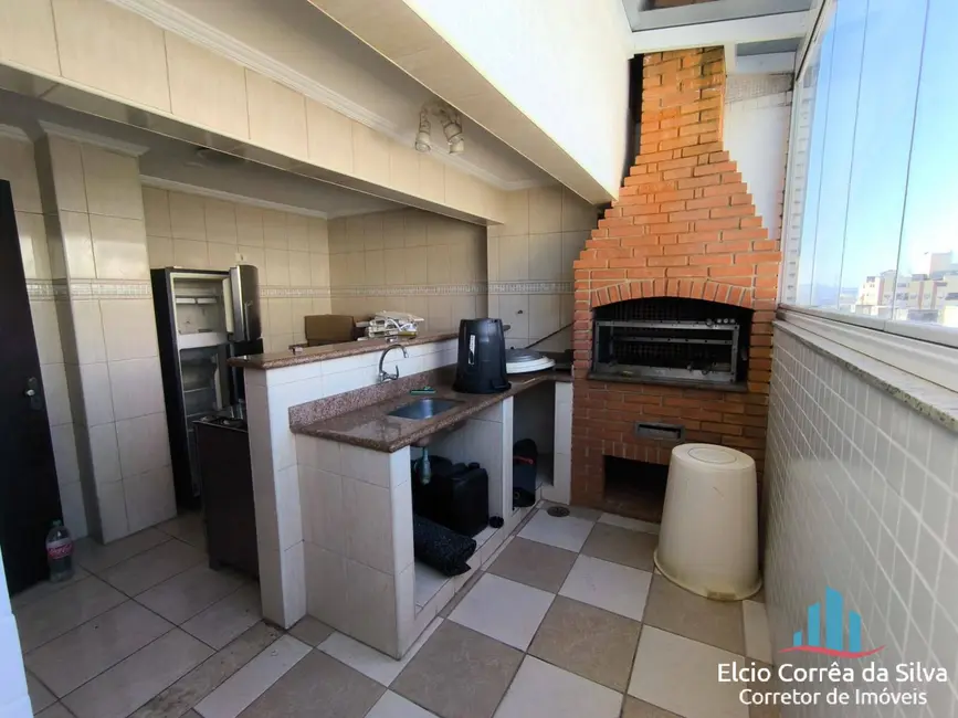 Apartamento com 4 quartos para alugar, 200m2 em Ponta da Praia, Santos - SP - imagem 5 Foto 5 de Apartamento com 4 quartos para alugar, 200m2 em Ponta da Praia, Santos - SP