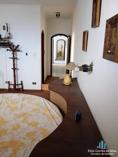 Foto 9 de Casa com 3 quartos à venda, 180m2 em Parque Bitaru, Sao Vicente - SP