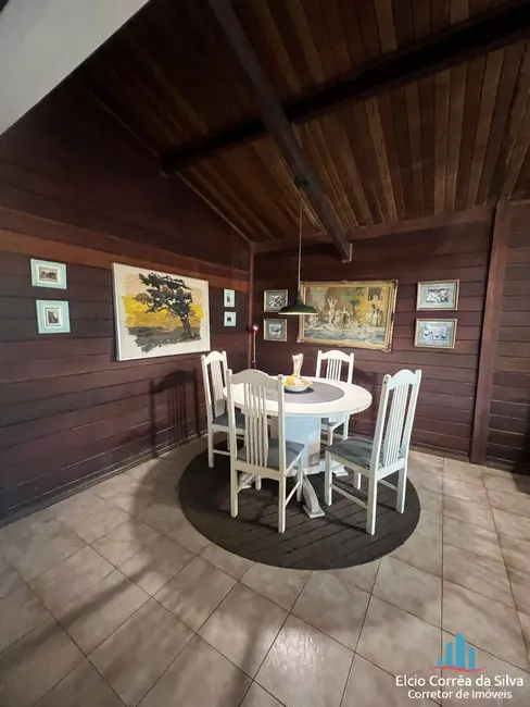 Casa com 3 quartos à venda, 196m2 em Itanhaem - SP - imagem 5 Foto 5 de Casa com 3 quartos à venda, 196m2 em Itanhaem - SP