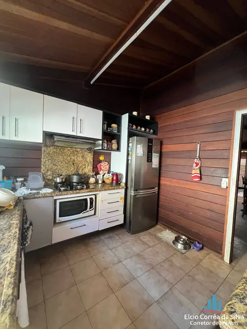 Casa com 3 quartos à venda, 196m2 em Itanhaem - SP - imagem 7 Foto 7 de Casa com 3 quartos à venda, 196m2 em Itanhaem - SP