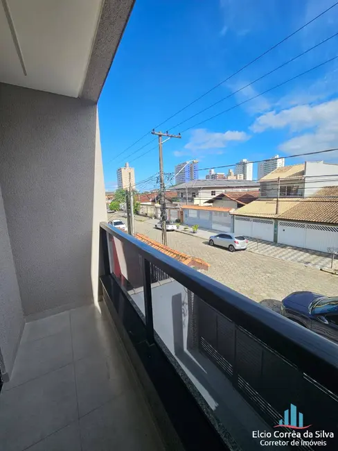 Foto 3 de Casa com 3 quartos à venda, 105m2 em Maracanã, Praia Grande - SP