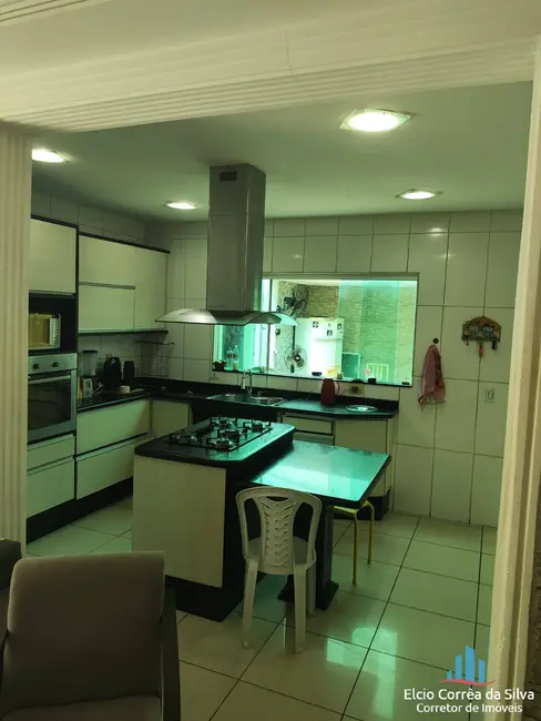 Foto 3 de Casa com 5 quartos à venda, 219m2 em Caiçara, Praia Grande - SP