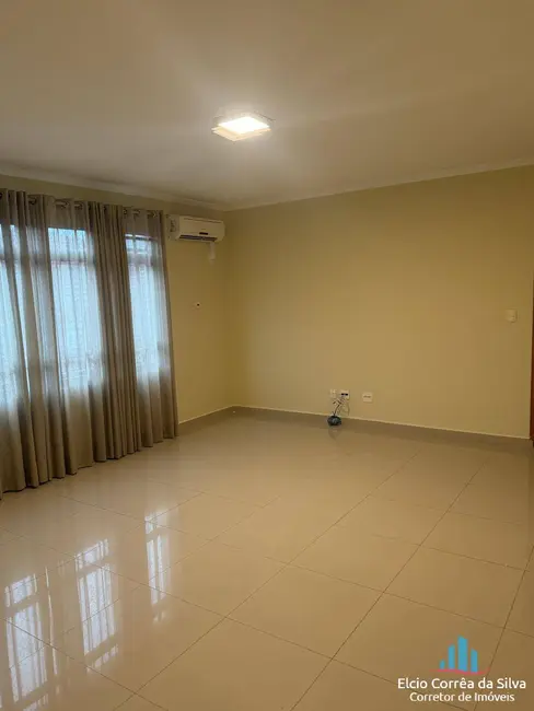Apartamento com 3 quartos para alugar, 113m2 em Marapé, Santos - SP - imagem 5 Foto 5 de Apartamento com 3 quartos para alugar, 113m2 em Marapé, Santos - SP