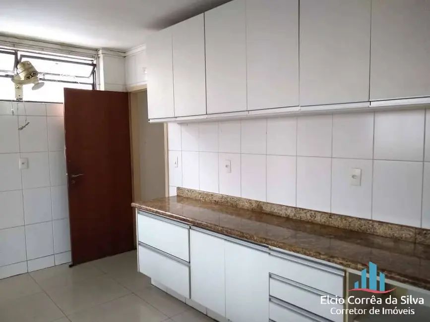 Casa com 3 quartos à venda, 240m2 em Vila Valença, Sao Vicente - SP - imagem 4 Foto 4 de Casa com 3 quartos à venda, 240m2 em Vila Valença, Sao Vicente - SP