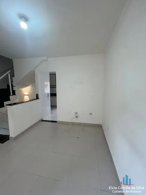 Casa com 2 quartos à venda, 85m2 em São Jorge, Santos - SP - imagem 4 Foto 4 de Casa com 2 quartos à venda, 85m2 em São Jorge, Santos - SP