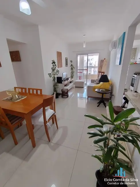 Foto 2 de Apartamento com 3 quartos à venda, 104m2 em Canto do Forte, Praia Grande - SP