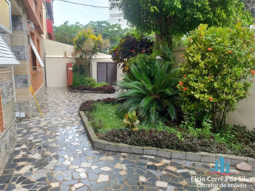 Foto 1 de Apartamento com 2 quartos para alugar, 70m2 em Gonzaga, Santos - SP