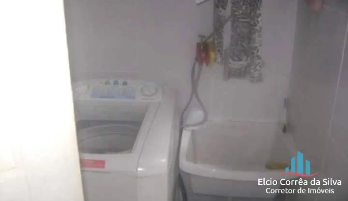 Foto 9 de Apartamento com 2 quartos à venda, 70m2 em Gonzaga, Santos - SP