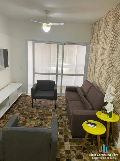 Foto 2 de Apartamento com 2 quartos para alugar, 85m2 em Gonzaga, Santos - SP