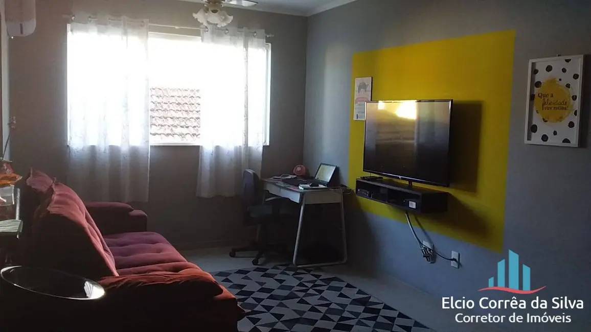 Foto 1 de Casa com 2 quartos à venda, 100m2 em Marapé, Santos - SP