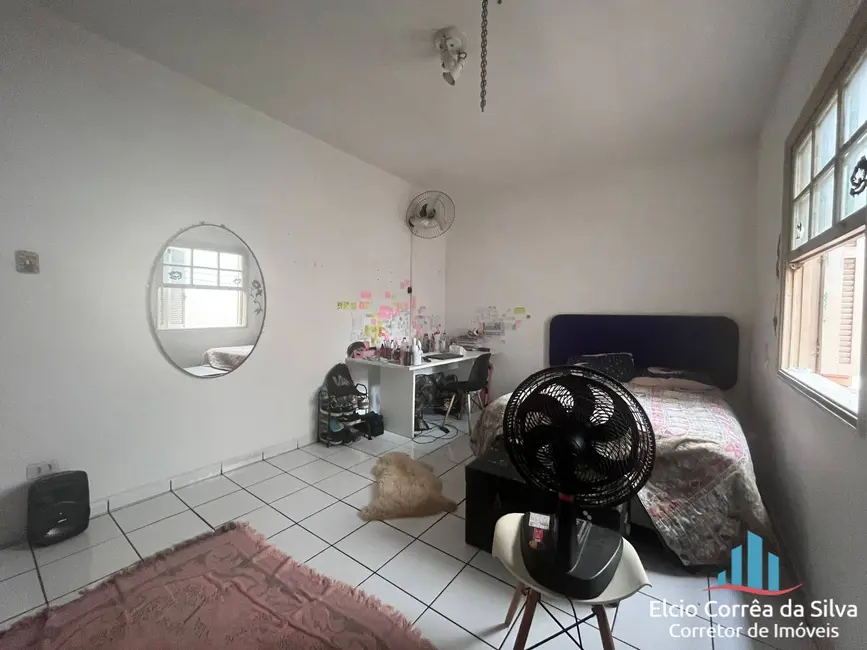 Foto 9 de Apartamento com 2 quartos à venda, 75m2 em Gonzaga, Santos - SP