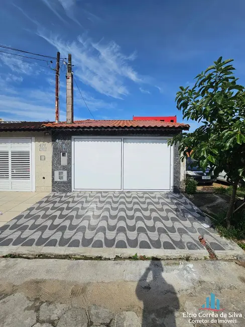 Foto 1 de Casa com 2 quartos à venda, 90m2 em Mirim, Praia Grande - SP