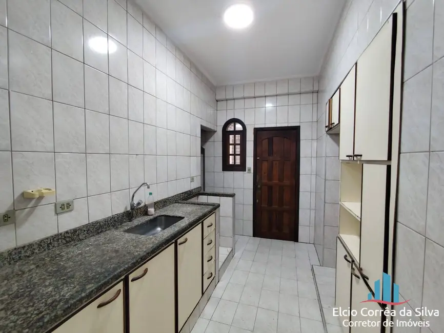 Apartamento com 3 quartos para alugar, 90m2 em Gonzaga, Santos - SP - imagem 7 Foto 7 de Apartamento com 3 quartos para alugar, 90m2 em Gonzaga, Santos - SP