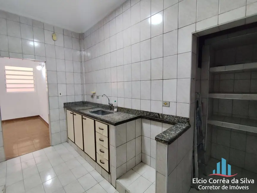 Apartamento com 3 quartos para alugar, 90m2 em Gonzaga, Santos - SP - imagem 5 Foto 5 de Apartamento com 3 quartos para alugar, 90m2 em Gonzaga, Santos - SP